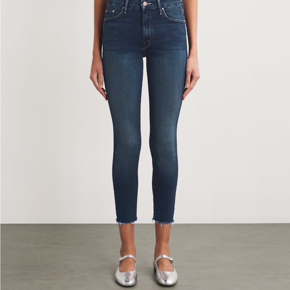 Size 27 - MOTHER “The Looker” Ankle Fray Jeans $350 Retail Excellent Condition